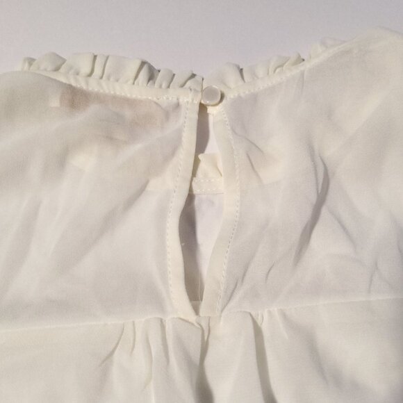 Monteau Los Angeles Womens XL Ivory Ruffle Sleeve Blouse Keyhole back closure - Picture 10 of 11